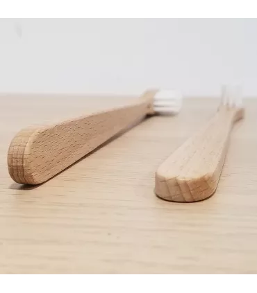 Brosse à dents en hêtre suisse